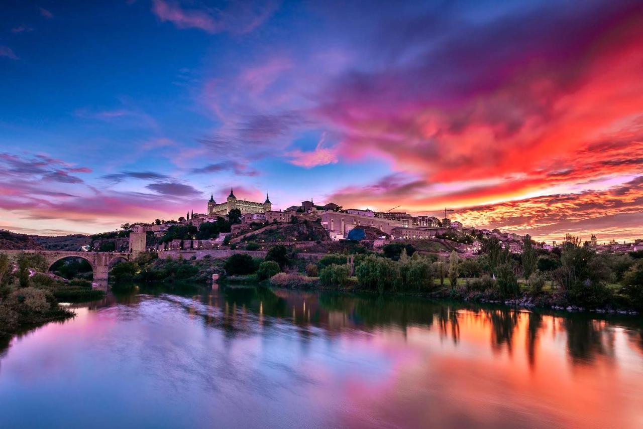 Greandco Parking Publico Gratuito Lägenhet Toledo Exteriör bild
